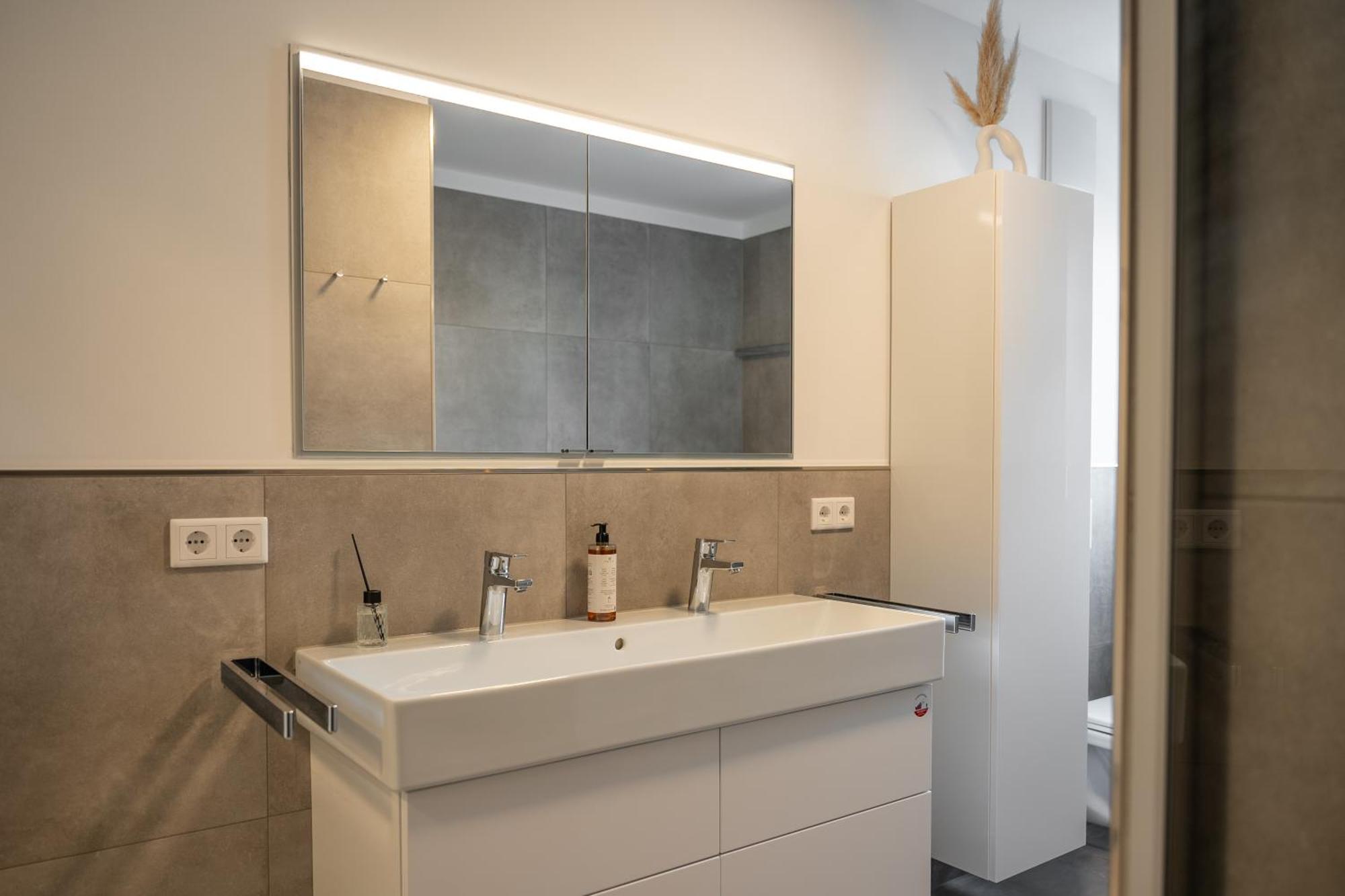 Aparthome Eching Deluxe Near Munich Airport Exterior photo